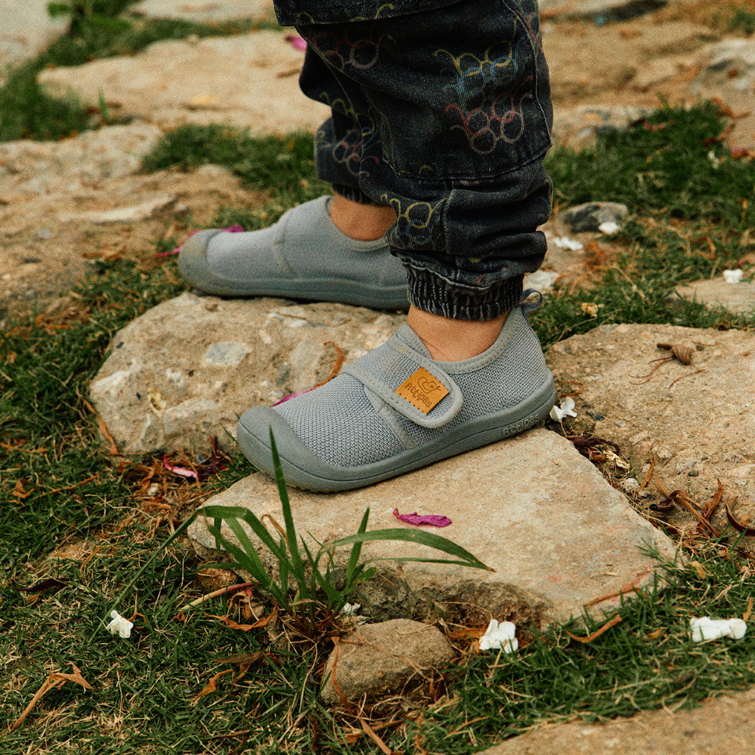 Attipas Skin Shoes Cinza