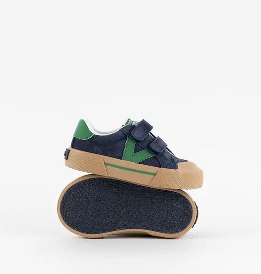 Victoria Ténis Tribu pele