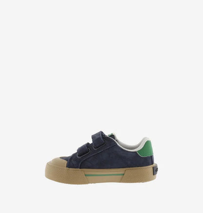 Victoria Ténis Tribu pele