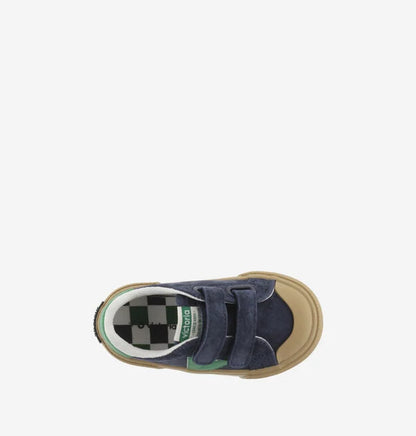 Victoria Ténis Tribu pele