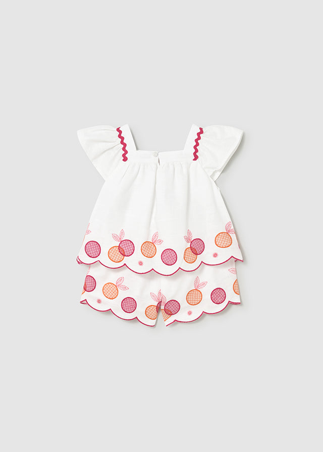 Mayoral Conjunto bermudas e blusa bordados bebé