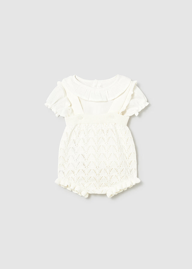 Mayoral Conjunto jardineira tricô e blusa recém nascida