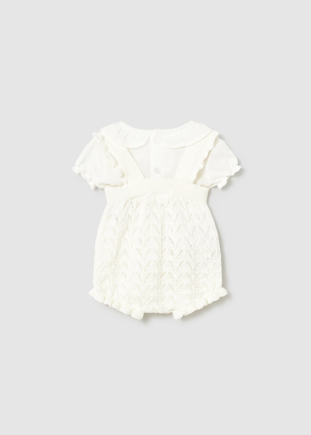 Mayoral Conjunto jardineira tricô e blusa recém nascida