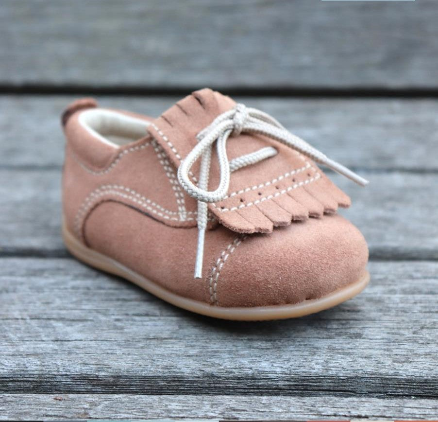 Carneira clássica de atacador com pala removível e sola flexível 